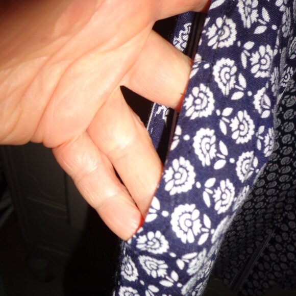 Fashion Fuse A-Line Sundress S Sleeveless Button Closure Floral Navy/White Pocke - Picture 7 of 13